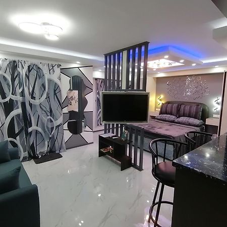 Condo Azur Suites B316 Near Airport, Netflix, Stylish, Cozy With Swimming Pool Lapu-Lapu City Kültér fotó