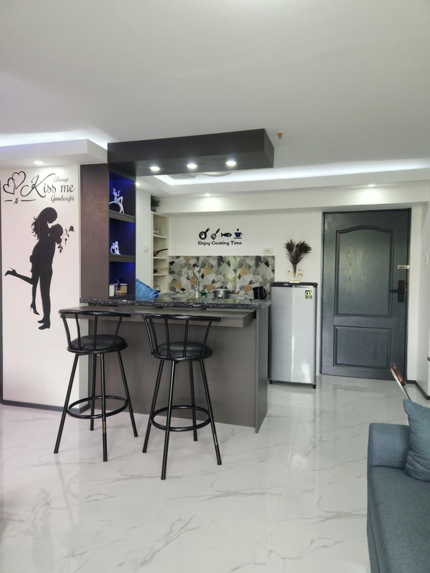 Condo Azur Suites B316 Near Airport, Netflix, Stylish, Cozy With Swimming Pool Lapu-Lapu City Kültér fotó